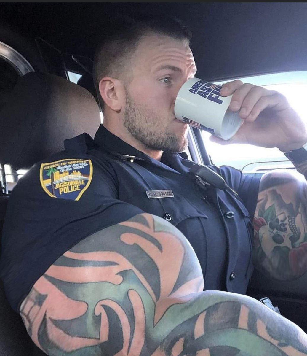 V Morphs tweet media