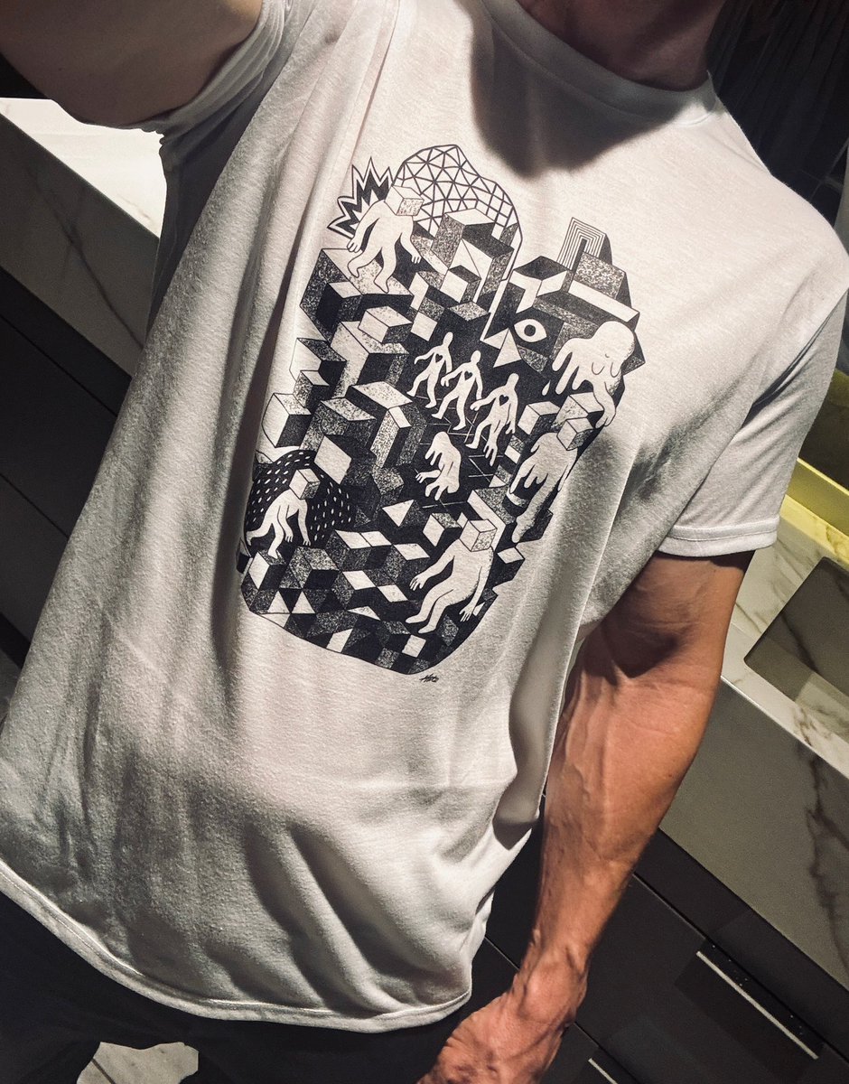 mfwArt's tweet image. New T by Me
But should it be 
an NFT?

#hbarbarians #hbarnft #hederanft