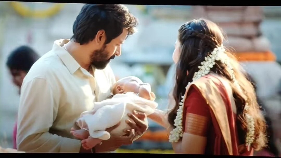 idhu oru chinna shot dhan analu azhaga irukum idhuku munnadi oru func sk pogum podhu avan mental theirnja naala kolandhaya kuduka matanga ana aprm rukku adha pathutu adutha naal idha pannuva paarunga 

100/100