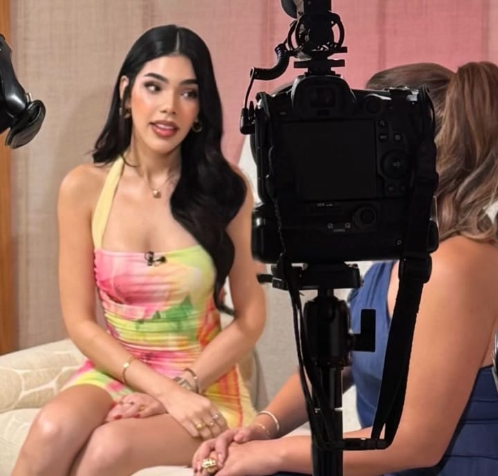 Kenia OS hoy en Miami para el estreno de "Kenia OS, La OG" en cines de USA.