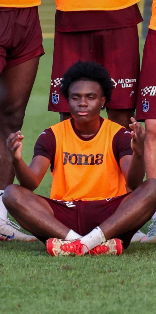 Samodiiler (@tszonlu61) on Twitter photo 