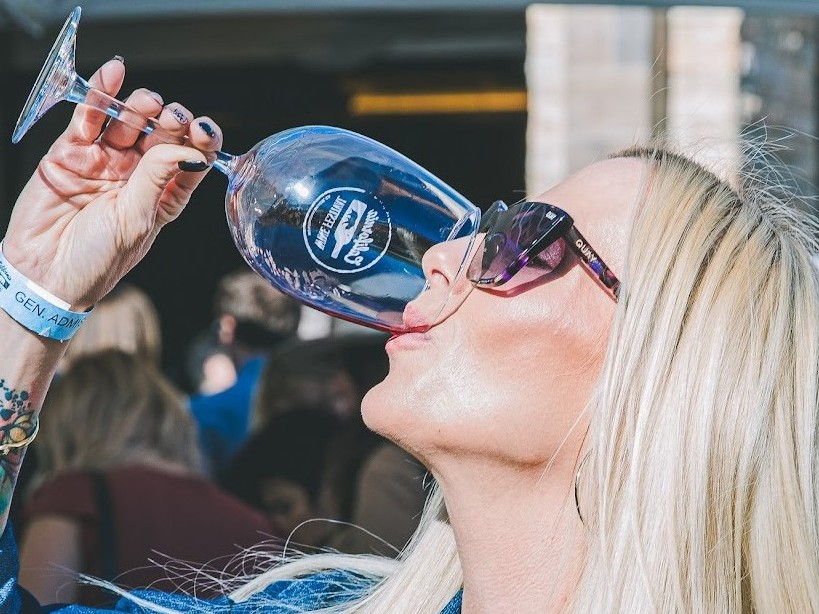 Sippin’ our way to #CalWineFest Huntington Beach. 🍷