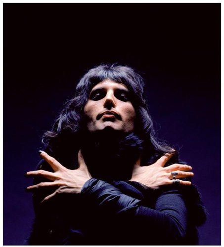 Сегодня день рождение легенды ❤️