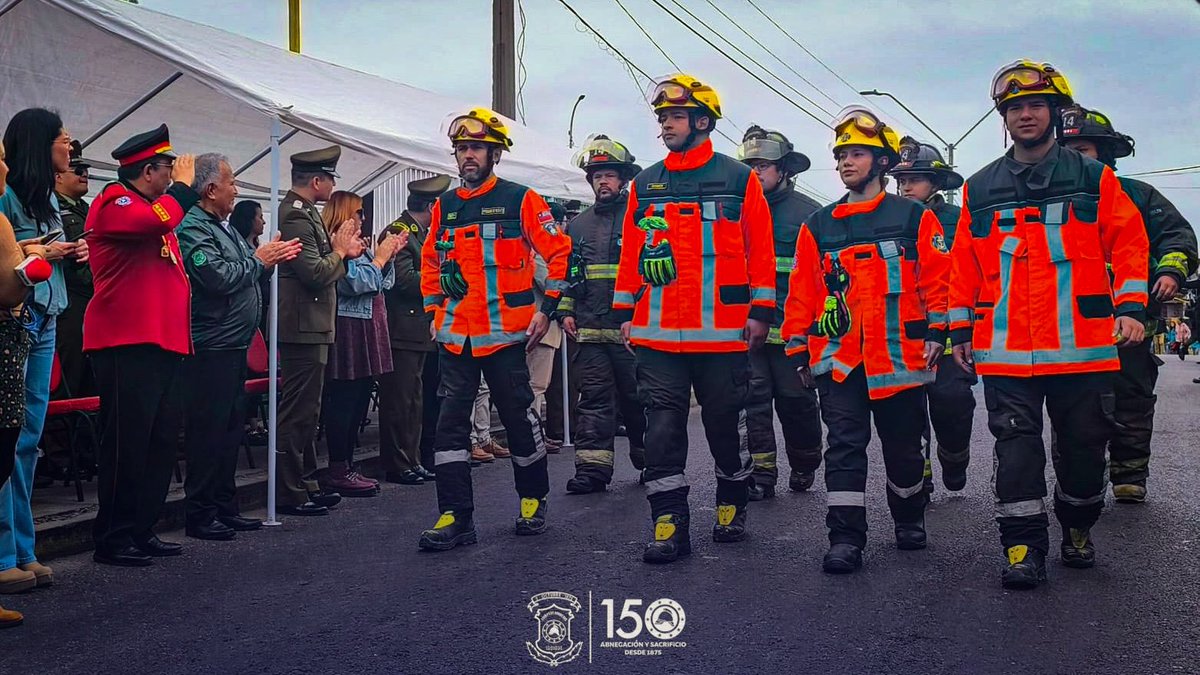 Hoy viernes 5 de septiembre, Bomberos Iquique participó en el desfile cívico escolar y comunitario por las Fiestas Patrias, organizado por la 4ª Comisaría de Carabineros. Representaron a la institución las compañías 1ª y 14ª.
#Iquique #BomberosIquique #150AñosCBI