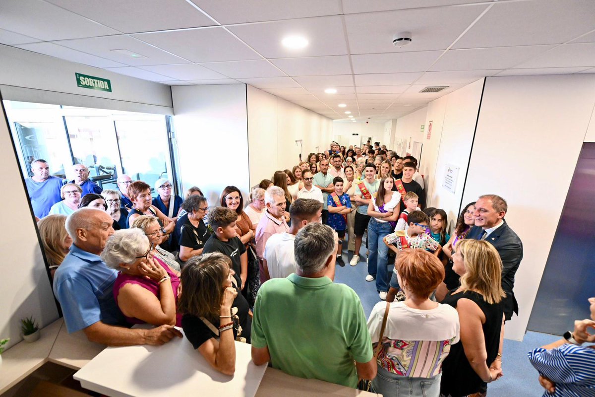 jose_crespin's tweet photo. Inaugurem el nou gimnàs municipal d'Aitona. Una nova infraestructura pel foment de la pràctica esportiva, la salut i la convivència.

Des del Govern d'Espanya hem invertit 250.000€ en el nou equipament que ofereix als aitonencs i les aitonenques els serveis d'una gran ciutat https://t.co/u5OOHyleCs