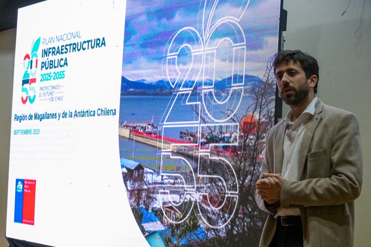#BuenasNoticias

✨En Punta Arenas nos encontramos realizando el lanzamiento del Plan Nacional de Infraestructura Pública 2025-2055. 

En una actividad pública, que cuenta con la asistencia de autoridades regionales y comunales, fuerzas de orden y seguridad, representantes de la