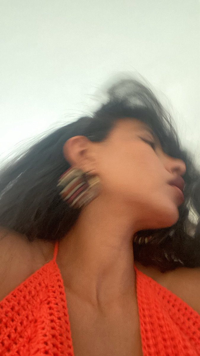 It’s #Bandcamp Friday means all your purchases goes to the artist directly 🌶️ 
rhitanattah.bandcamp.com/music?fbclid=P…