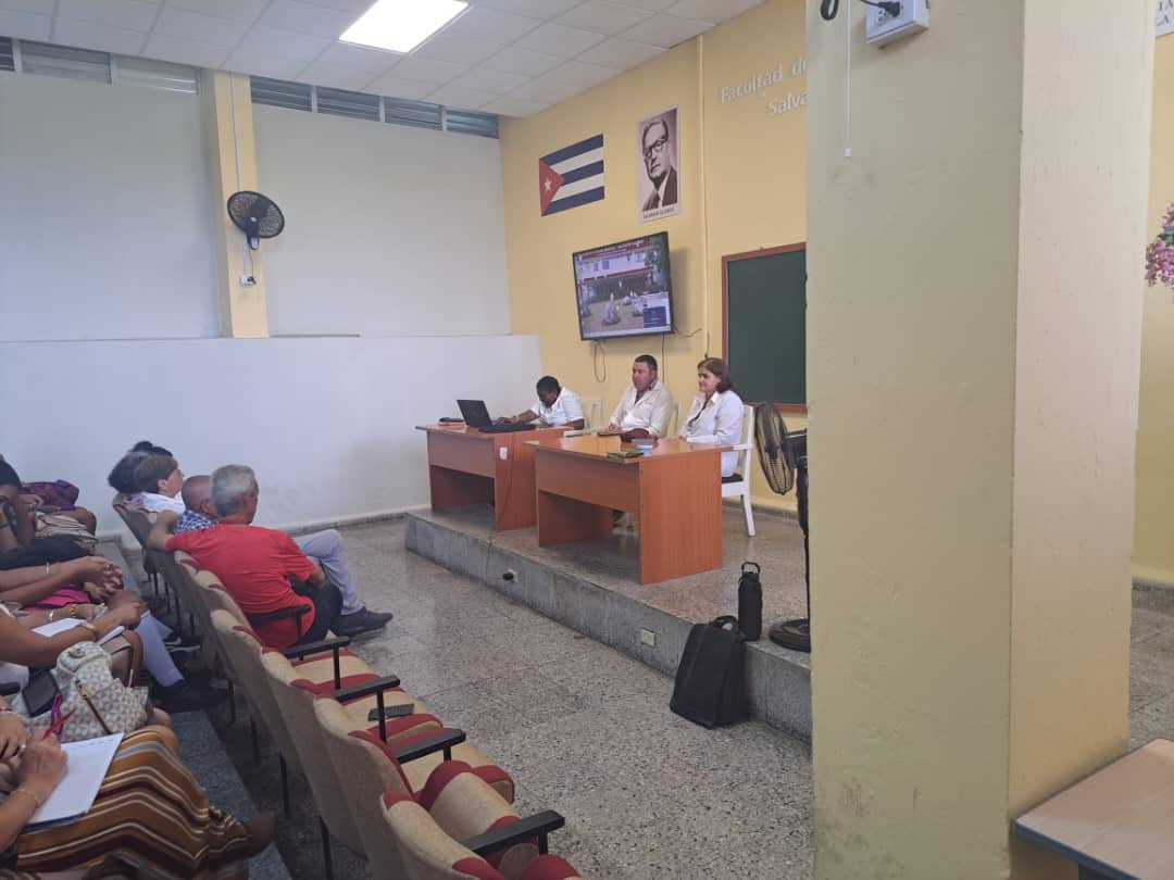 🗣️En la mañana de hoy se desarrollo en la Facultad de Ciencias Médicas actividad cultural de Clausura  del curso introductorio para estudiantes de de primer año.
#UCMH
#UnaUniversidadDeExcelencia.