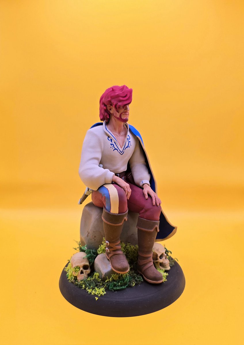 RedJester4's tweet image. Сделала фигурку своего персонажа :3