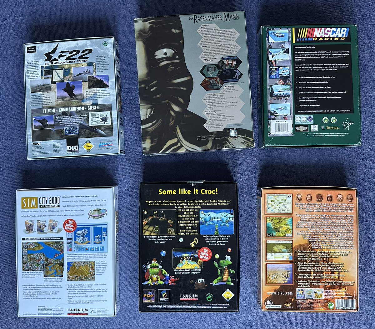 JoachimHesse's tweet image. #BigBox #Retropurge! Verkaufe diese alten PC-Spiele als Schnäppchen. Gibt Gebrauchsspuren, sind aber an sich noch gut in Schuss. Bei Interesse mache ich gerne noch mehr Fotos. Preise stehe in Alt-Text. Go for it!