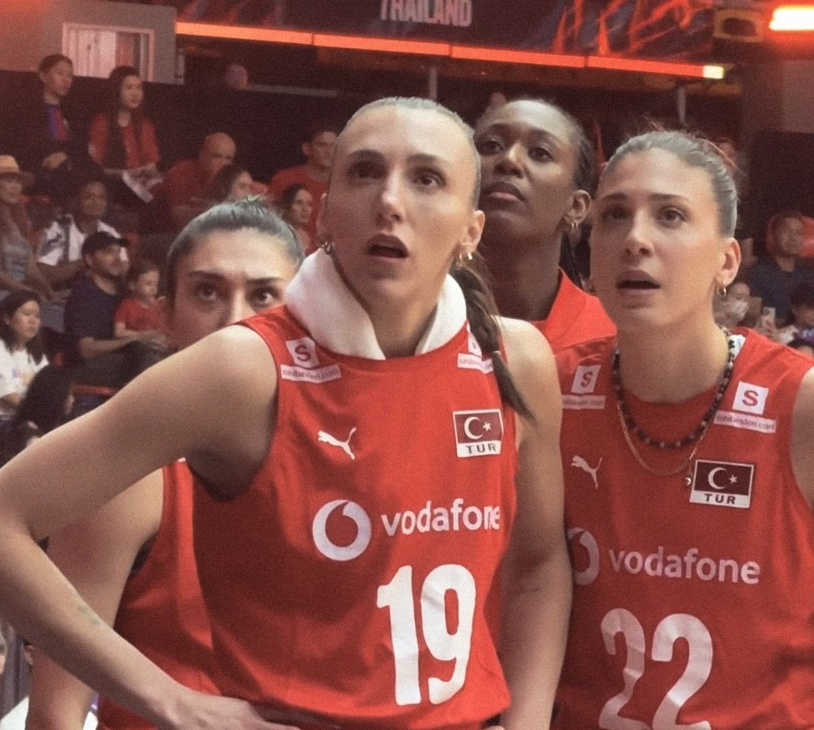 Ferhat Akbaşin yarın ilk istedigi chanlange bizim ona  kitlenis