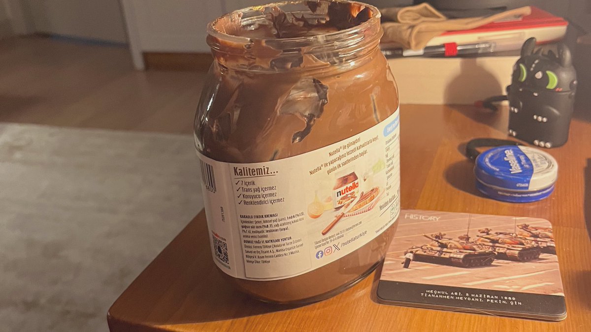 moonieT04's tweet photo. Binging on Nutella so I can't binge on it tomorrow https://t.co/ulhoN9ACRY