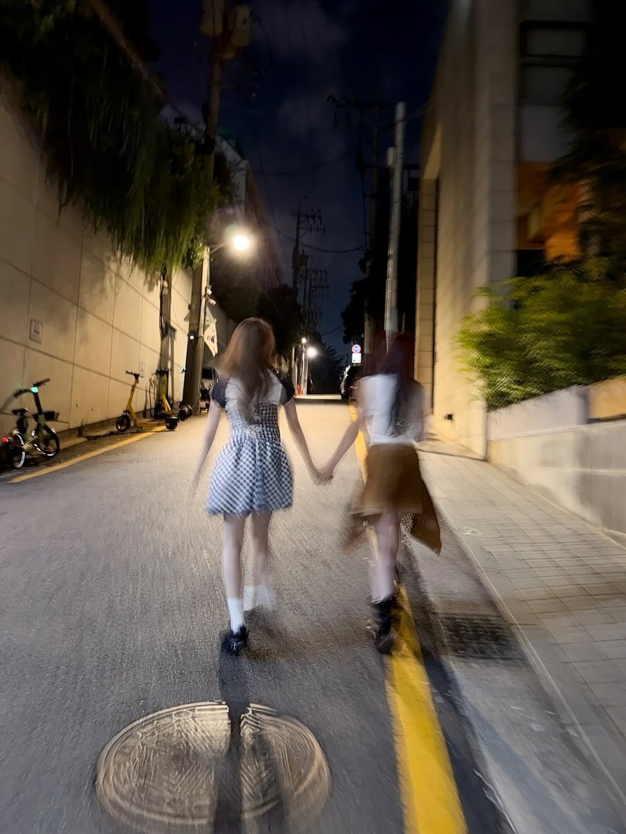 sui pics tweet media