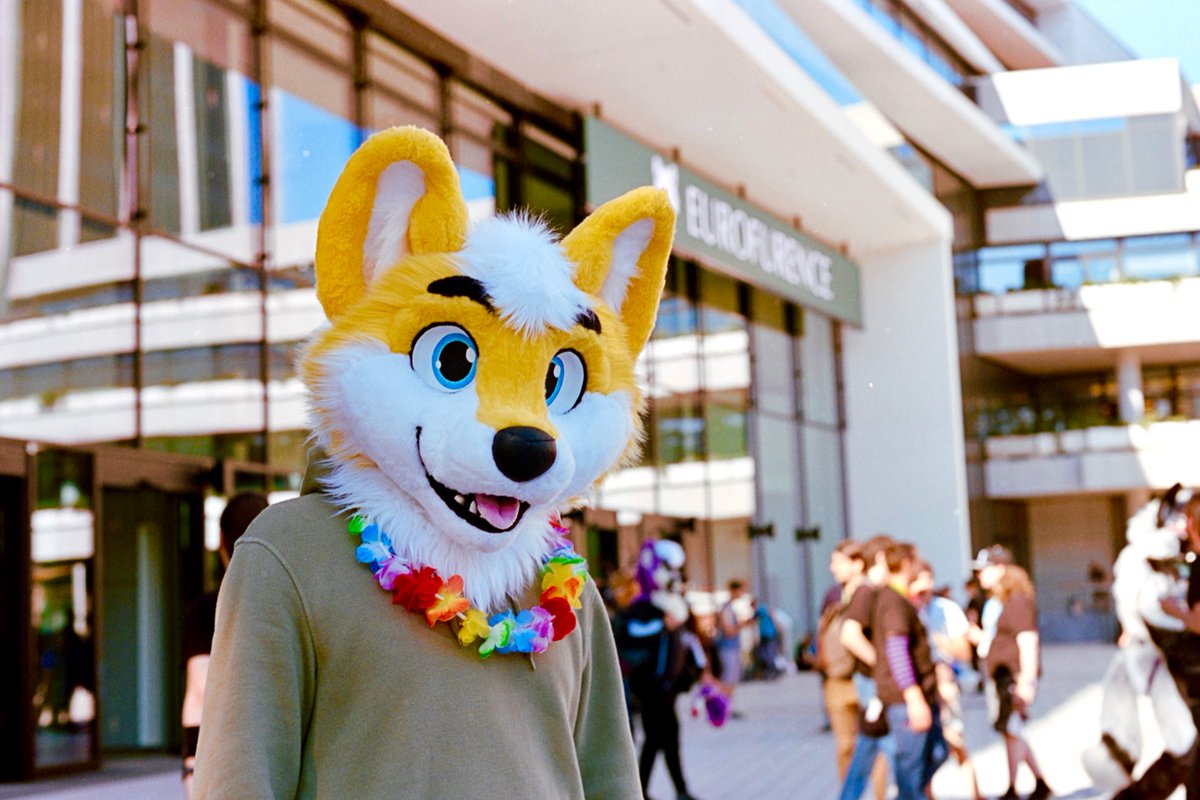 To everyone at #Eurofurence29 a lovely time! 🎉 Hope to see you next year 💛