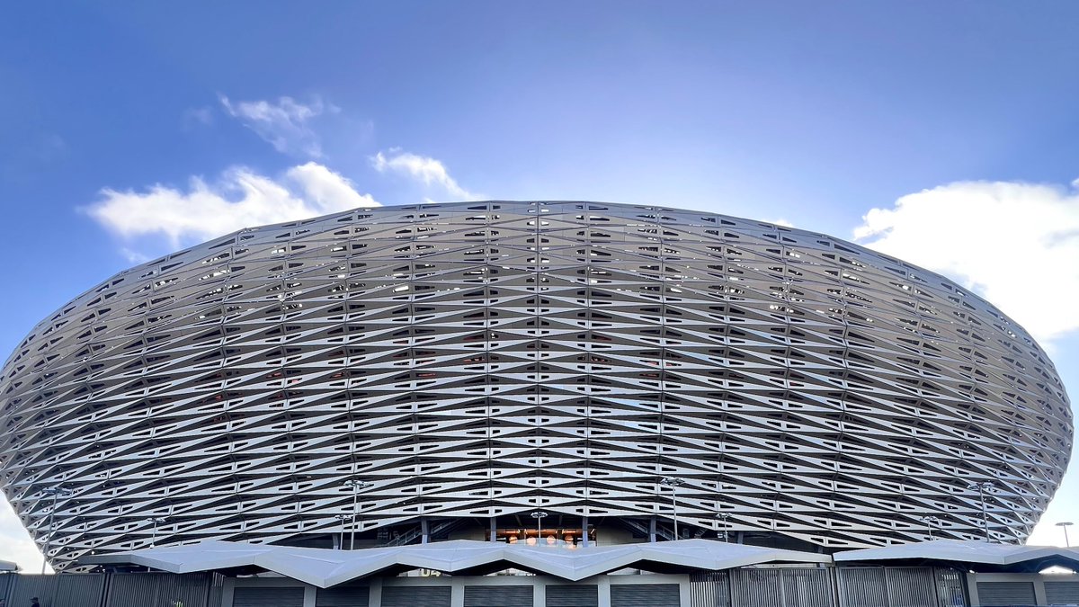 CAF_Online's tweet image. How about that for a #TotalEnergiesAFCON2025 opening game venue? 🤩

Ladies and gentlemen, Prince Moulay Abdellah Stadium. 🏟🇲🇦
