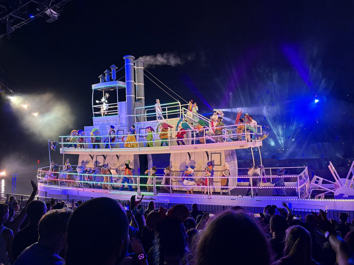 Douglas Maclean tweet media