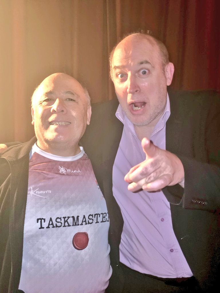 Kevenlaw's tweet photo. @lushattic Lol, awesome & Simon Hickson is still a legend! I met him last week at the Screening of the @RealTimVine new Film "Rocker Brella Fella" πππ #Totp #Totp1998 #RockerBrellaFella #TimVine https://t.co/1wRJ2FYzYe
