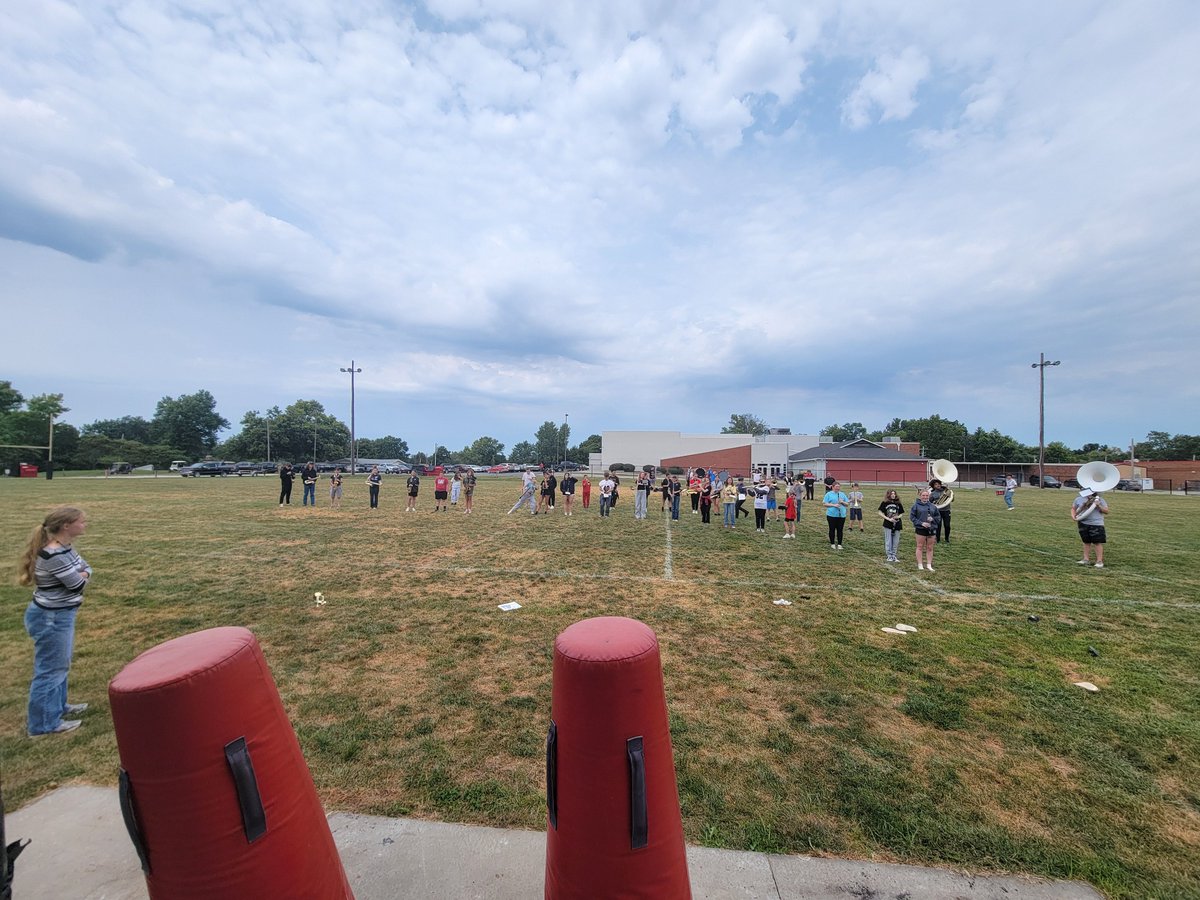 Couldn't ask for better weather for our first rehearsal with all of the Marching Tigers at one time (All 55 of them!) 🌤