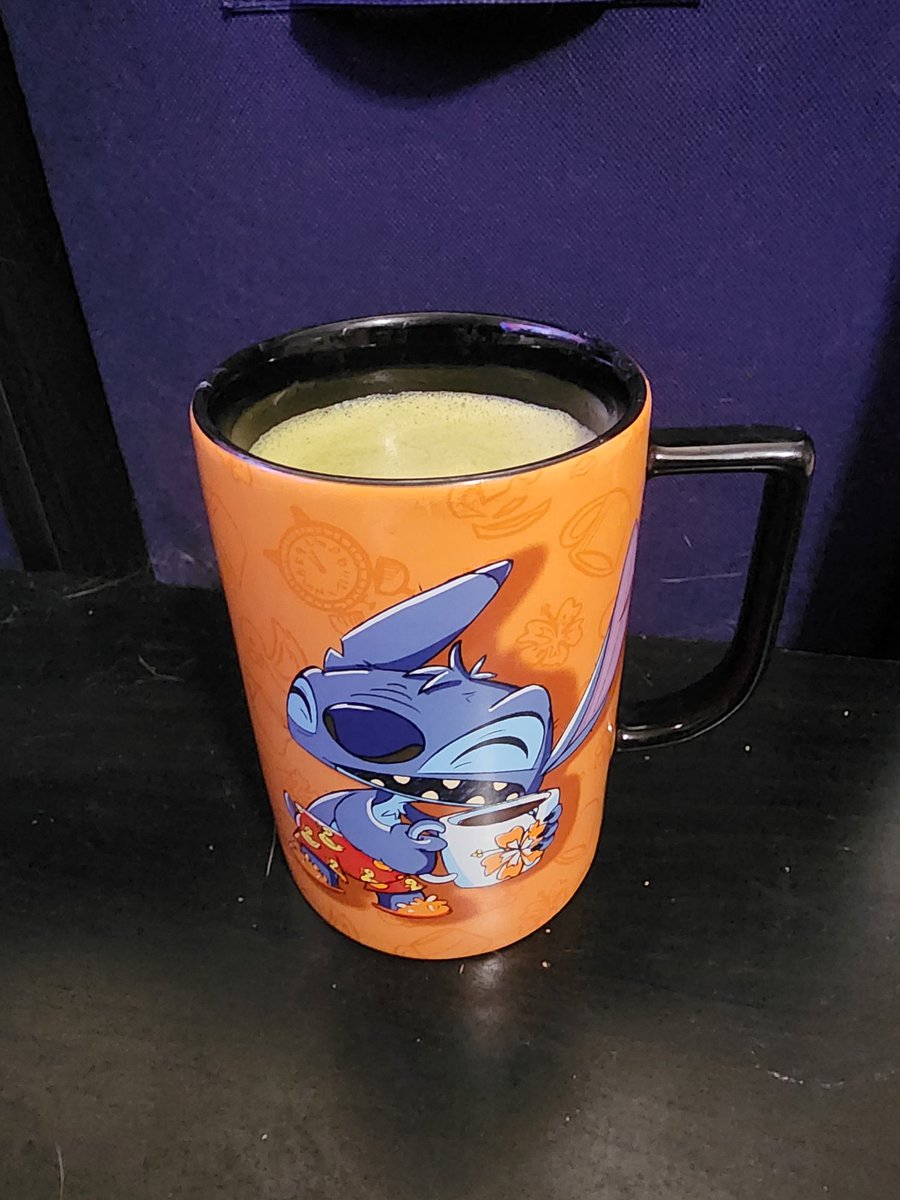 MatchaMixx's tweet photo. Another matcha latte another stream! 😁 Today I hope to finish the trophy timed run, it seems to be faster than I thought. I also ended up skimming a guide and didn't realize easy gives you power ups you can use. 😁 #matchalatte #kingdomheartsfinalmix #ps5 #stitch #stitchmug https://t.co/9r82hJOAQz