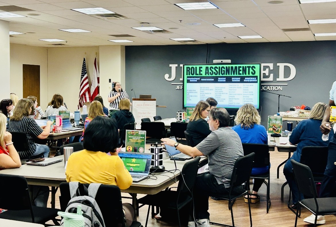 JEFCOED's tweet image. Our Fall ETeam Summit is in the books!💻🏈 
This week, our Technology &amp;amp; Communication Departments hosted our school tech leaders, creating opportunities for them to connect, learn, &amp;amp; bring valuable updates back to their schools! Thank you to everyone who made this possible!