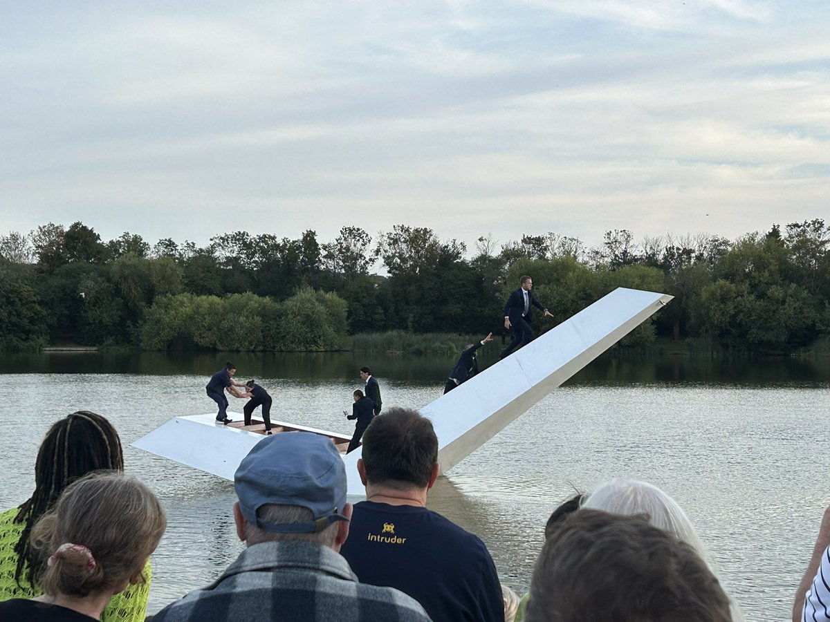sandrabauer's tweet photo. The Weight of Water performance this evening in Thamesmead - part of  #GDIF catch it tomorrow if you missed it today - magical!

@Royal_Greenwich Birchmere Lake https://t.co/yTQVRR2ZoD