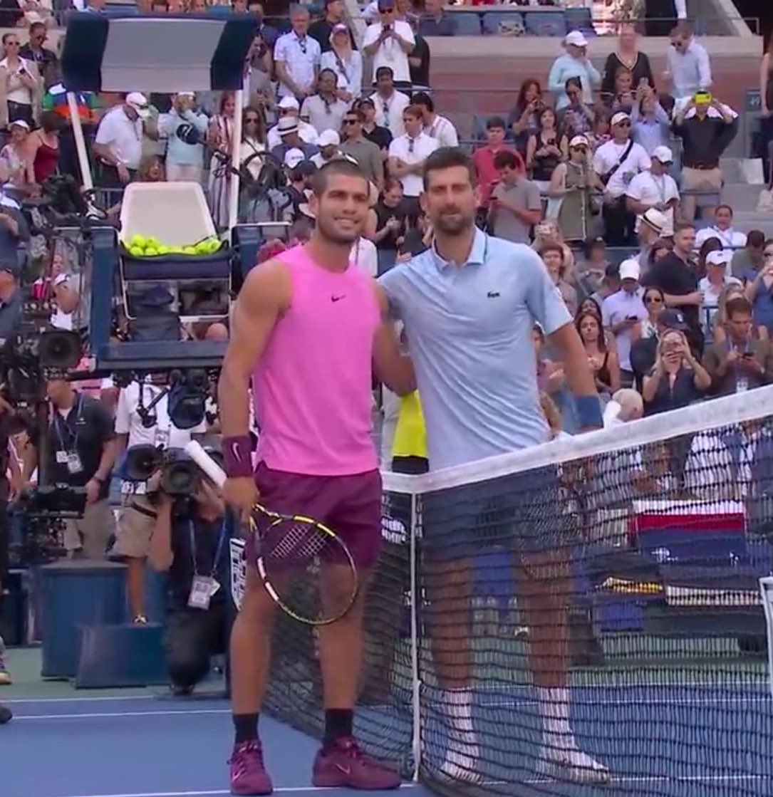 why are these two dressed as a gender reveal party