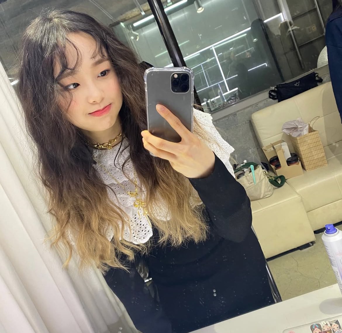 chuumaniac's tweet photo. one of her best looks ever btw https://t.co/EqyUZL4mzM