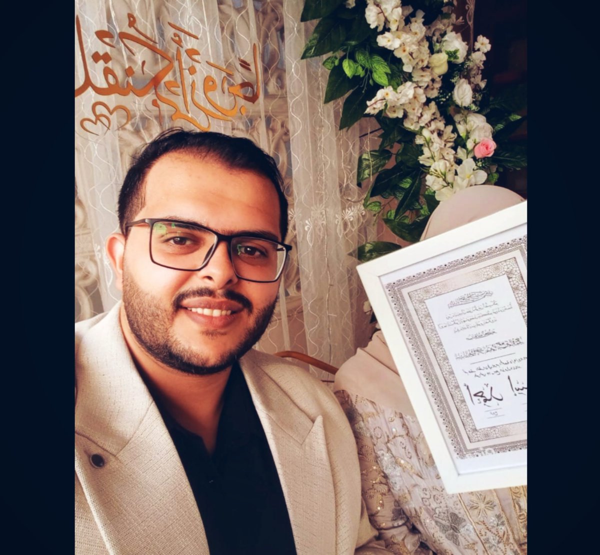 ابتديت دلوقتي بس أحب عمري
ابتديت دلوقتي أخاف،
أخاف لالعمر يجري.