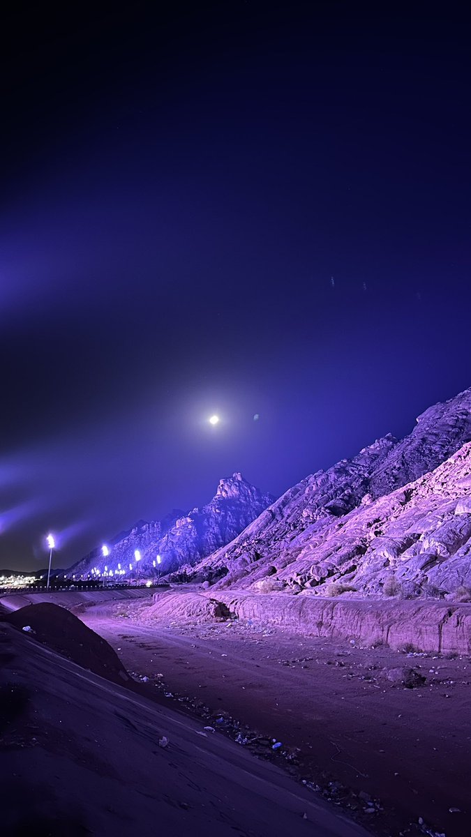 ليلة من ليالي الغربة