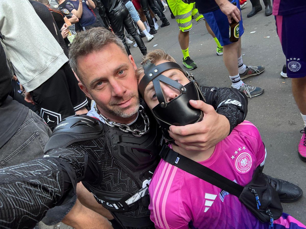 Ropeboy98 tweet media