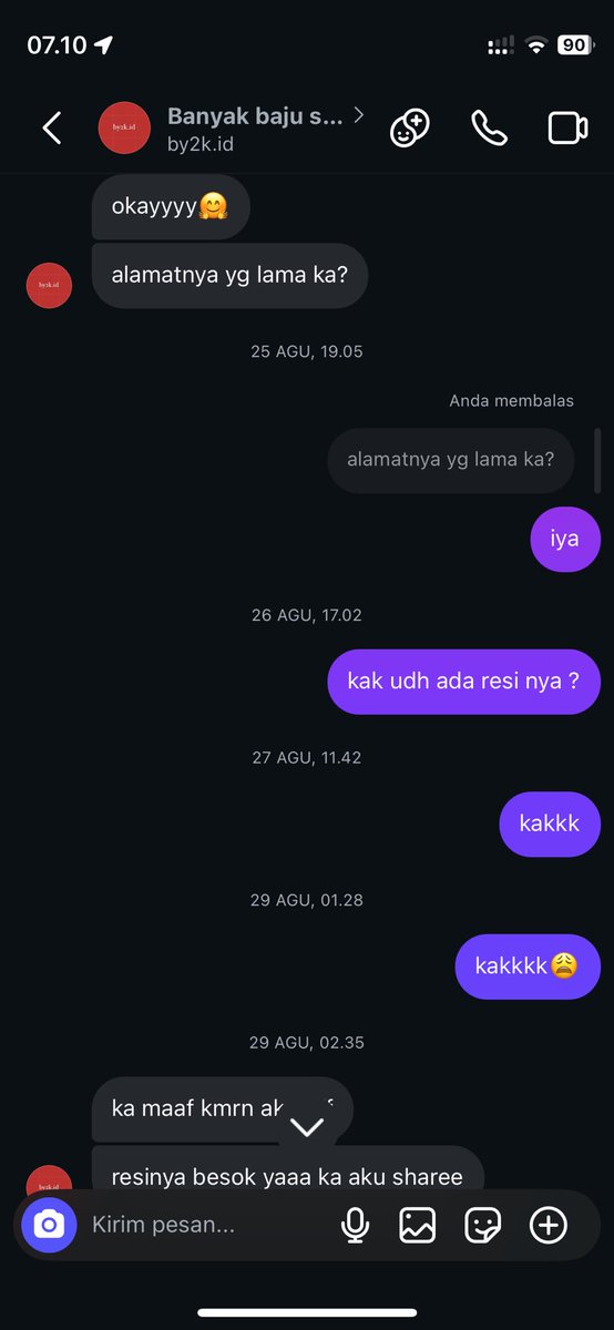 Zarell02's tweet photo. @hadicroh kakkkk plis aku beli sampe ke 3 kalinya beneran amanahhh barang bagus terus murah, tapiii ternyataaa yg ke 4 nya, dari tgl 25 agustus sampe skrg tgl 6 september gadikasih resiiii, alias gabakal dikirim kayanya, soalnya ada dm aku kasusny samaaaa pembelian ke 4 udh ga amanah ni 😭 https://t.co/PXRBk6lp2z
