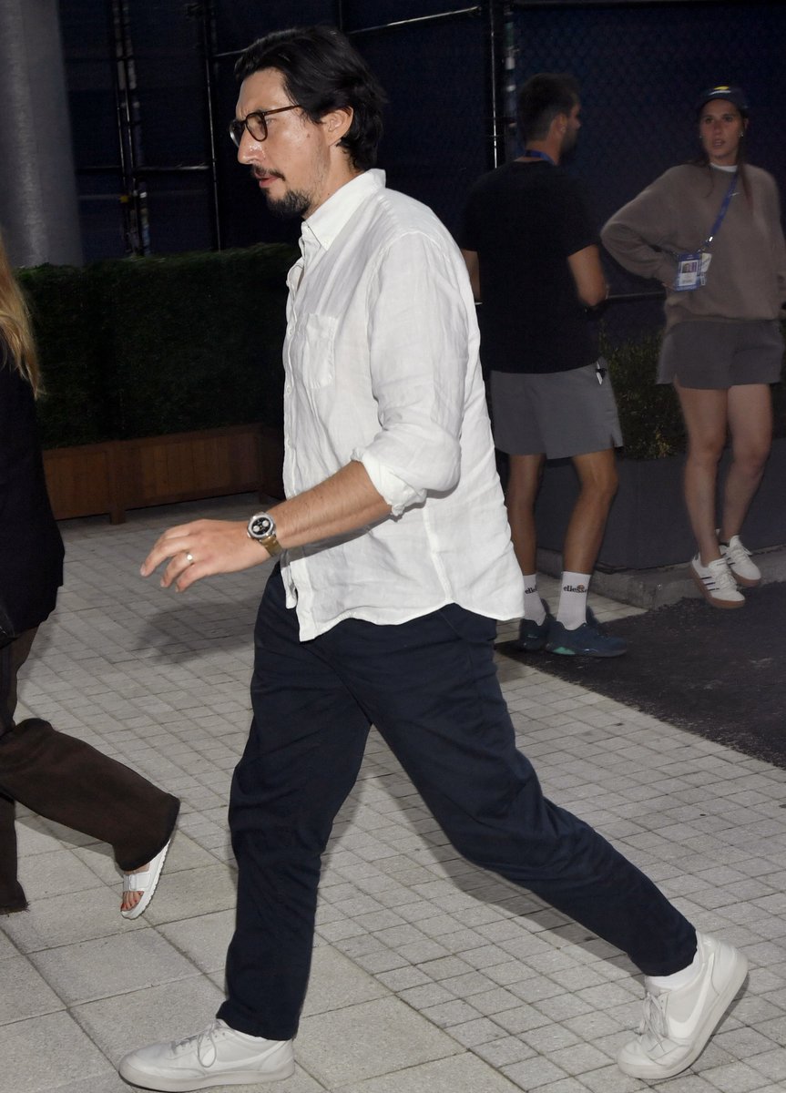 the shoes 👟 the glasses 😭

NEW pic of Adam Driver at the US Open, Sep 5, 2025, HQ
