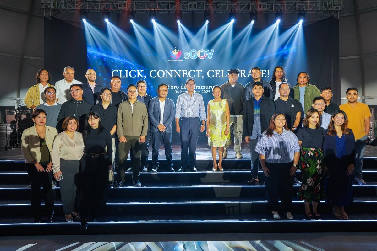 pnagovph's tweet image. LOOK: President Ferdinand R. Marcos Jr. and First Lady Liza Araneta-Marcos grace the &apos;Click, Connect, Celebrate&apos;, featuring the #eGovPH mobile app at the Foro de Intramuros, Manila on Thursday (Sept. 4, 2025). | 📷: Liza Marcos FB