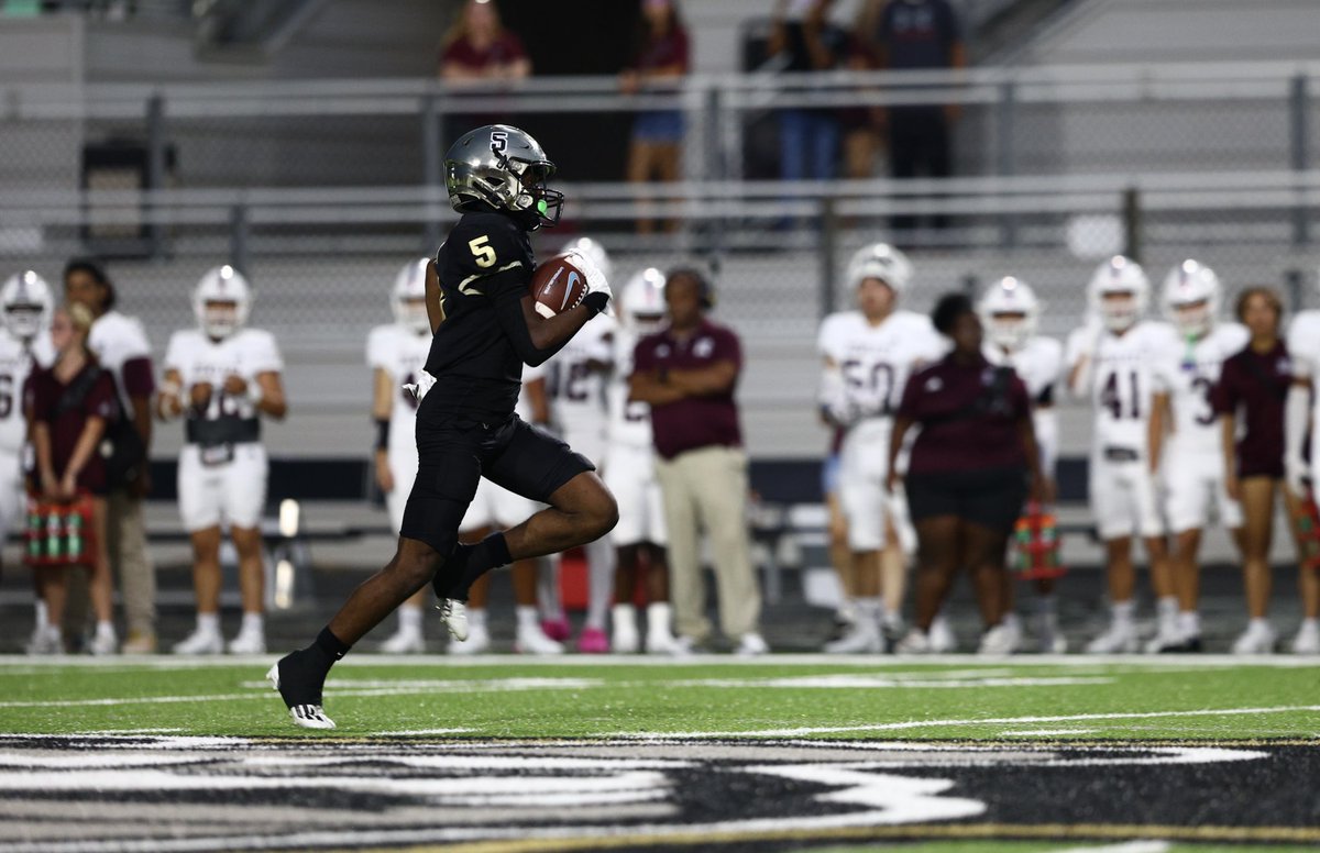 Opening kickoff to the house!!!

<a href="/RC_Bulldogs/">Royse City Football</a> <a href="/RCISDAthletics/">Royse City ISD Athletics</a> <a href="/RoyseCityISD/">Royse City ISD</a>