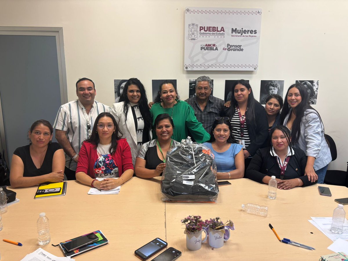 🤝 Desde el <a href="/Gob_Puebla/">Gobierno de Puebla</a>, realizamos una mesa de trabajo para fortalecer a los Institutos Municipales de las Mujeres.