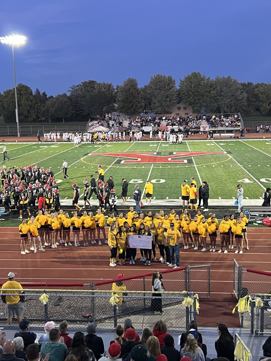 At the end of the first quarter the Varsity Girls Tennis team donated a check to Cal’s Angels for nearly $1,200! Let’s Go Foxes!