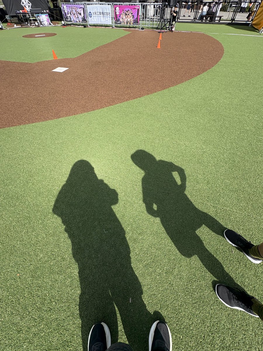 Jazadocument's tweet image. 直射日光仕事