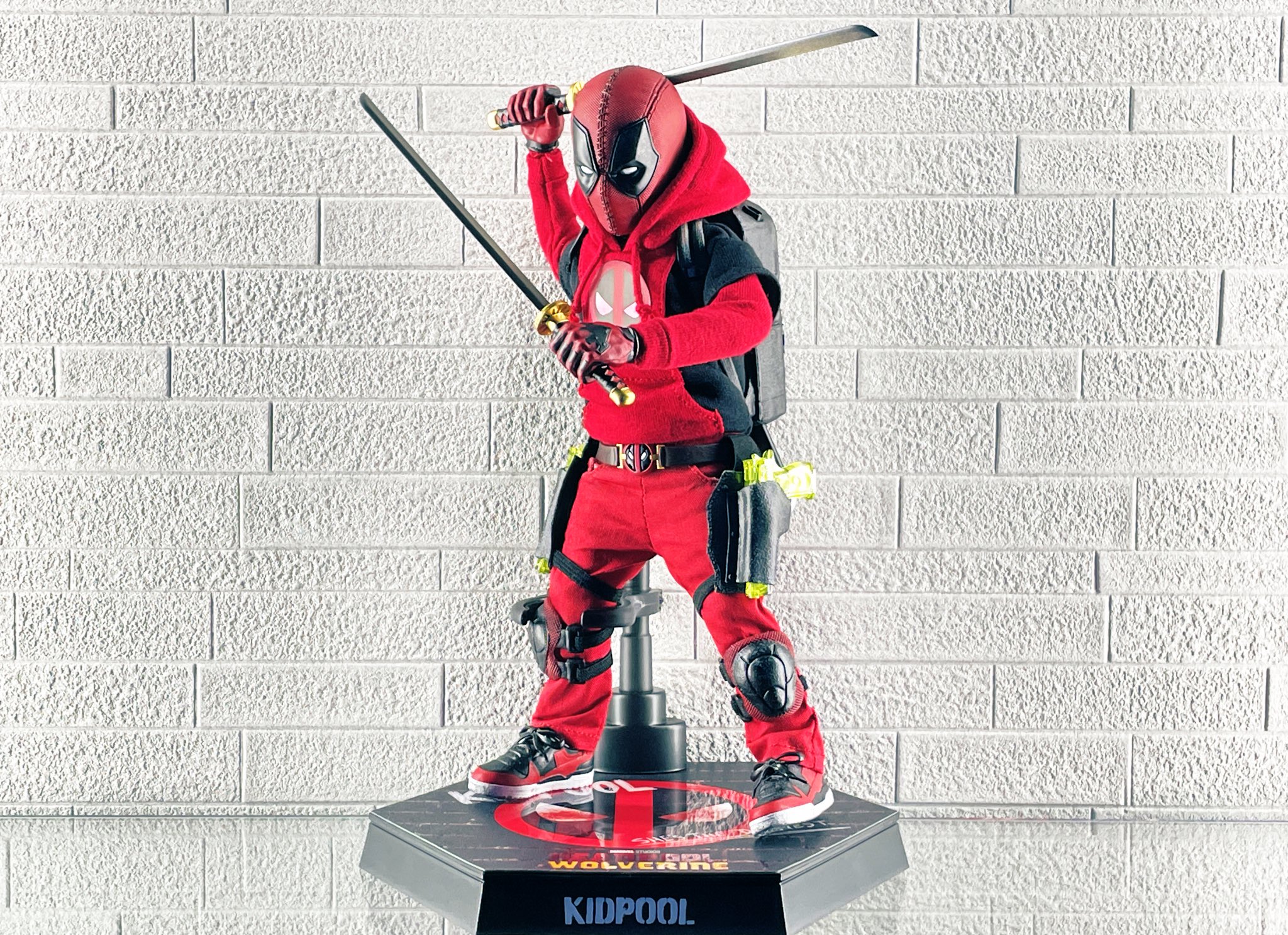 ホットトイズMMS763デッドプール＆ウルヴァリン　キッドプール Kidpool 楽天市場】「新品・在庫」 ホットトイズ MMS763 『デッドプール