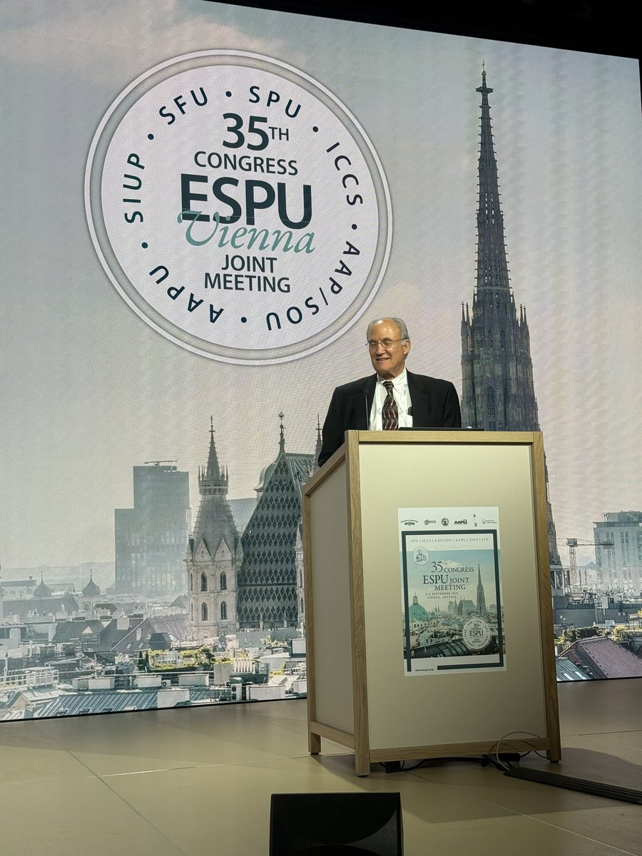 thomaschi8's tweet image. David Joseph honored with the lifetime achievement at #ESPU2025 by @SPU_Urology. Picture the greatest mentor you could imagine who’s had the biggest positive impact on the world and that’s David Joseph. @UABUrology @UABHeersink are proud to be home for this giant!
