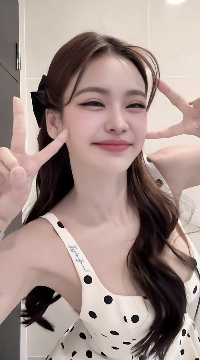 Mommy Engfa💙 (@sudthiporny) on Twitter photo รอยยิ้มและความสดใสเป็นกำลังใจที่ดีของคนทำงาน🥰
POSITIVE ENERGY TO ENGFA06
#อิงฟ้ามหาชน #อิงฟ้าวราหะ
#EngfaWaraha <a href="/EWaraha/">Engfa Waraha (ตัวจริง)</a> รอยยิ้มและความสดใสเป็นกำลังใจที่ดีของคนทำงาน🥰
POSITIVE ENERGY TO ENGFA06
#อิงฟ้ามหาชน #อิงฟ้าวราหะ
#EngfaWaraha <a href="/EWaraha/">Engfa Waraha (ตัวจริง)</a>