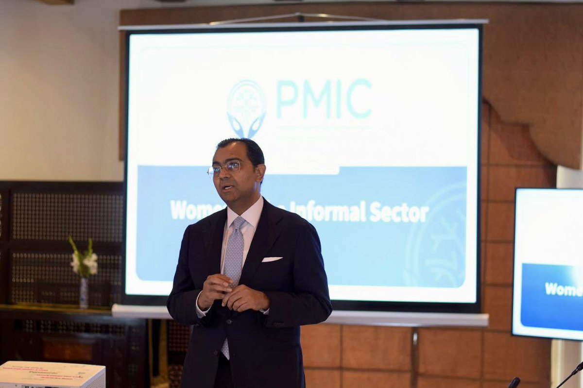 Fiza_Farhan's tweet photo. Informal to International, Pakistan’s First Digital Marketplace, for Rural Women Entrepreneurs led by #PMIC &amp; supported by @mgapparelpk, #Jazz, #TCS @darazpk highlights the collective effort towards a common mission of empowerment. https://t.co/WDVbzYfisW