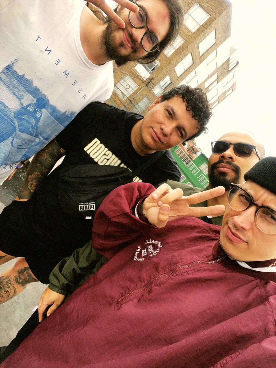 NandoDrumms's tweet photo. Qué Bonito estuvo “Antes del Olvido” por Blurry vision films. Más de 12 años de amistad, y aún seguimos creciendo. Buer es increíble, me encanta estar en esta banda con mis amix. https://t.co/BwjYvtH7AY