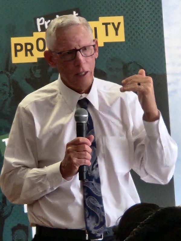 OklahomaAFP's tweet photo. Today, @OklahomaAFP  hosted our September Policy Lunch with Sen Dave Rader (SD39). Coach Rader talked in detail about some of the meaningful legislation that came out of the Capitol this Spring. Thanks to the Senator and all who attended! https://t.co/NI1oZeLhkz