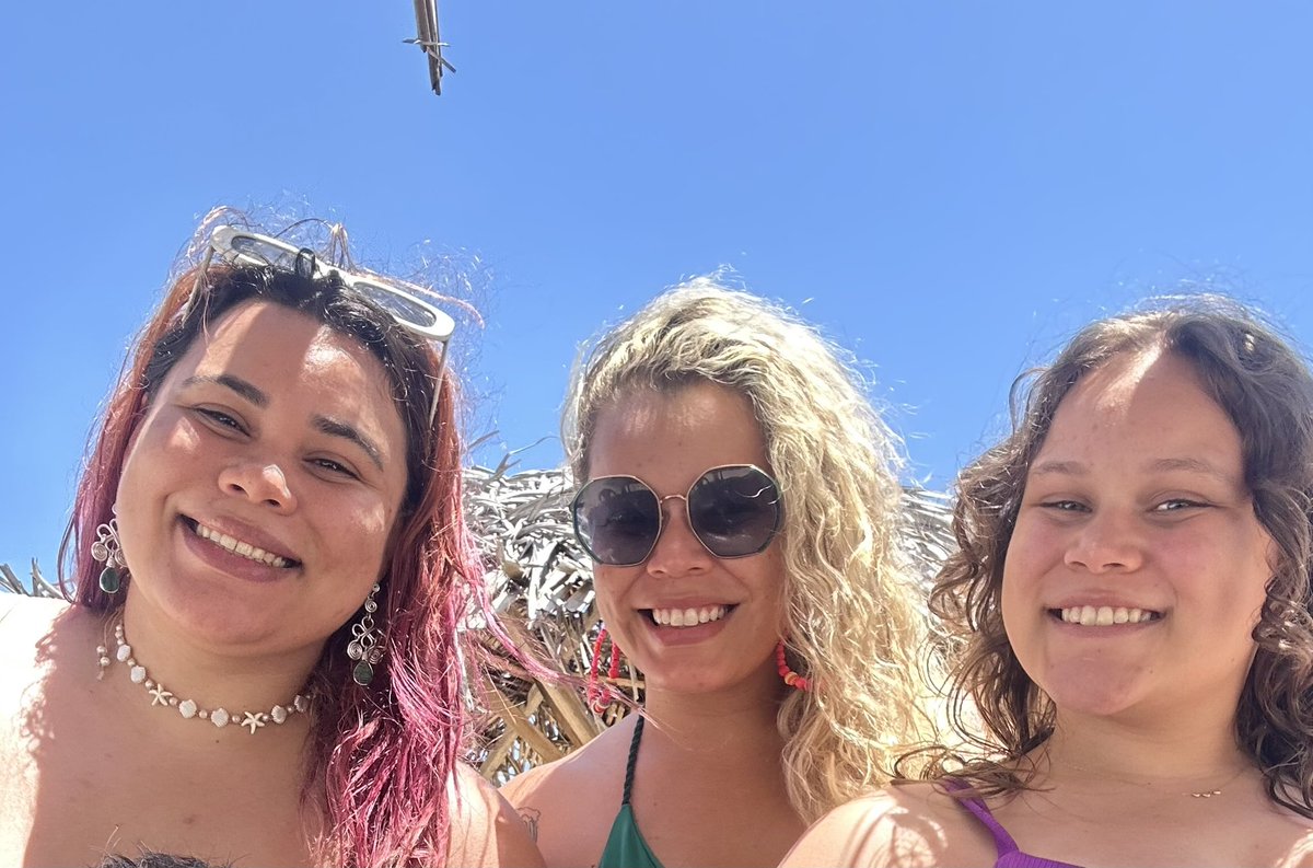 Minhas metadinhas! Amo demais… feliz dia do irmão #pravariar
