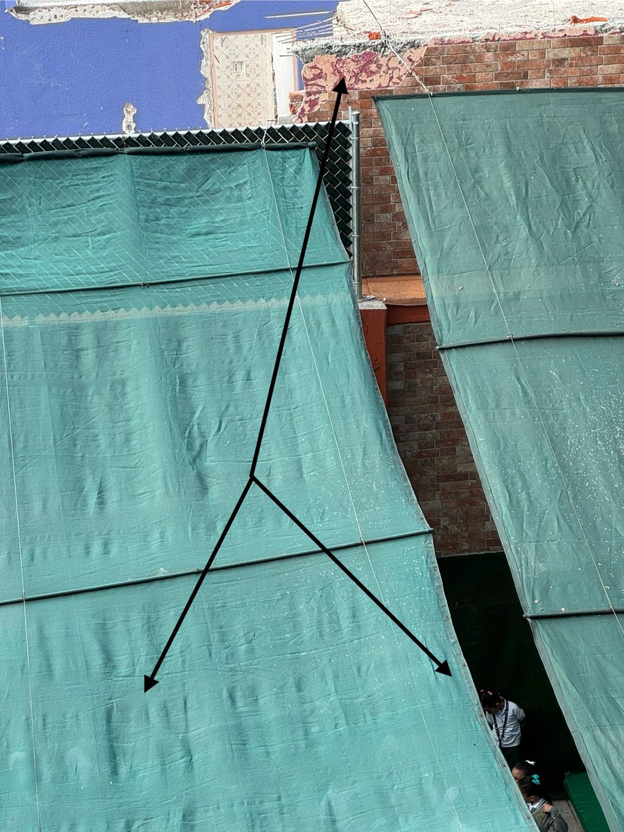 SamKellyAiello's tweet photo. ¿Qué están esperando, otra tragedia de aniversario #ColegioRebsamen #sept19 ?
@ityc_oficial demoliendo una casa a menos de un par de metros de niños en el patio, ¿en serio?

¡Cuiden a esos niños, a sus hijos #PORFAVOR !

@SEP_mx @GobCDMX #padresdefamilia 
 #URGENTE #PorFavor #SEP https://t.co/YD3vVCwRYv