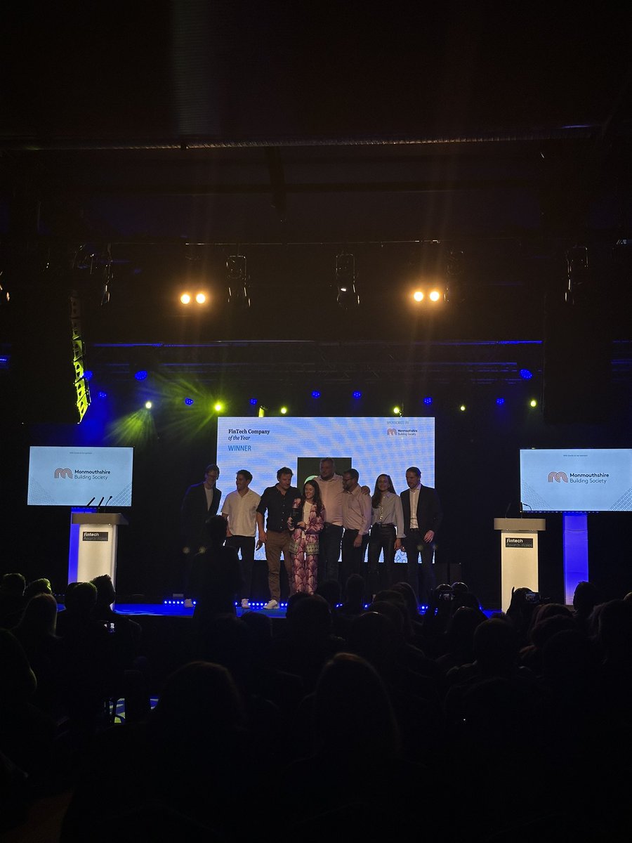 fintechwales's tweet photo. The FinTech Company of the Year award goes to Go. Compare Congratuations 🌟

The judges awarded the highly Commended to Kerv 👏🏻

Thank you to our sponsor @MonmouthsireBs 

#FinTechAwardsWales https://t.co/9sBB81hzxh