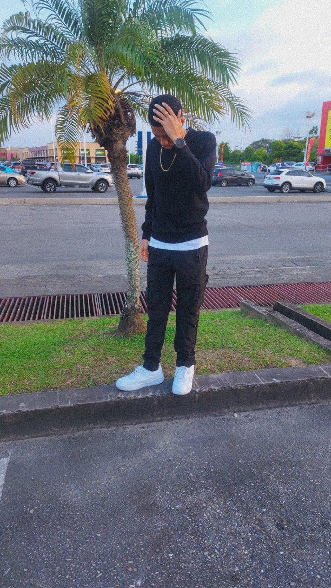 TheRedNathaniel's tweet image. 🥶