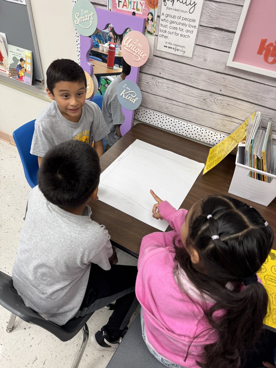 Julianne Moore tweet media