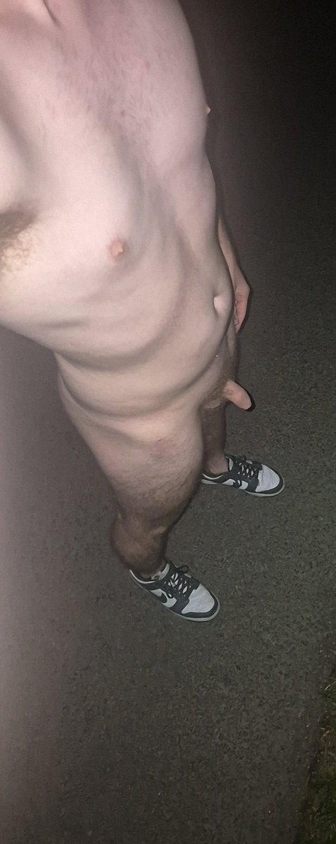 slut4use's tweet photo. #outdoor #nsfw #sub #nude https://t.co/E3VXeVFlMB
