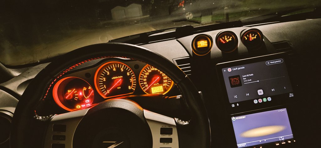 My happy place at the moment. Only place i can get rid of all the bad thoughts. #350z